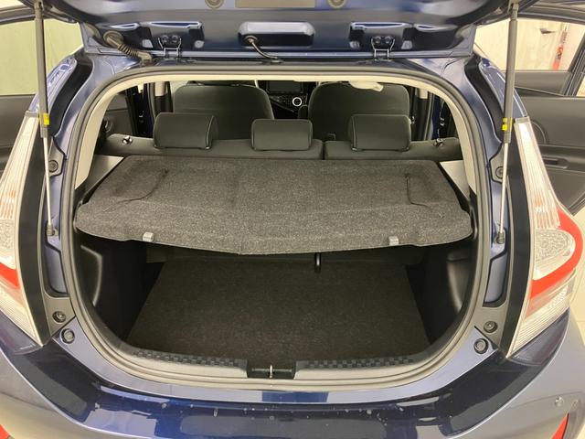 アクア Ｓスタイルブラック　ＬＥＤヘッドライト　純正ＳＤナビ　フルセグＴＶ　ＣＤ／ＤＶＤ再生　Ｂｌｕｅｔｏｏｔｈ接続　全周囲カメラ　ＥＴＣ　ドライブレコーダー　スマートキー　トヨタセーフティーセンス（39枚目）