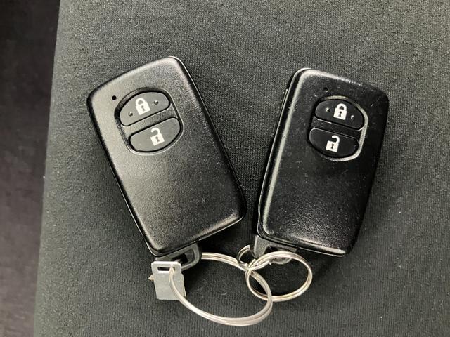 アクア Ｓスタイルブラック　ＬＥＤヘッドライト　純正ＳＤナビ　フルセグＴＶ　ＣＤ／ＤＶＤ再生　Ｂｌｕｅｔｏｏｔｈ接続　全周囲カメラ　ＥＴＣ　ドライブレコーダー　スマートキー　トヨタセーフティーセンス（42枚目）