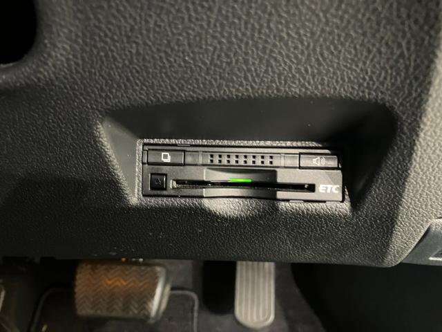 プリウス A LEDヘッドライト 純正SDナビ フルセグTV CD/DVD再生 Bluetooth接続 バックモニター ETC ドライブレコーダー スマートキー 純正15インチアルミ(33枚目)