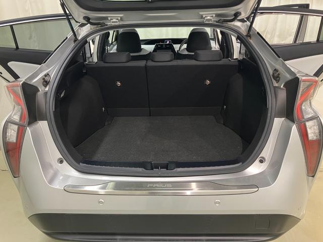 プリウス A LEDヘッドライト 純正SDナビ フルセグTV CD/DVD再生 Bluetooth接続 バックモニター ETC ドライブレコーダー スマートキー 純正15インチアルミ(39枚目)