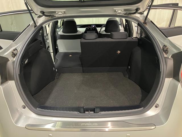 プリウス A LEDヘッドライト 純正SDナビ フルセグTV CD/DVD再生 Bluetooth接続 バックモニター ETC ドライブレコーダー スマートキー 純正15インチアルミ(40枚目)