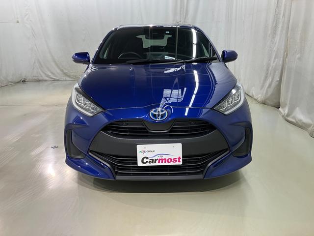 ヤリス ハイブリッドG 4WD LEDヘッドライト 純正ディスプレイオーディオ DVD再生 USB/Bluetooth接続 Miracast バックモニター ETC ドライブレコーダー(3枚目)