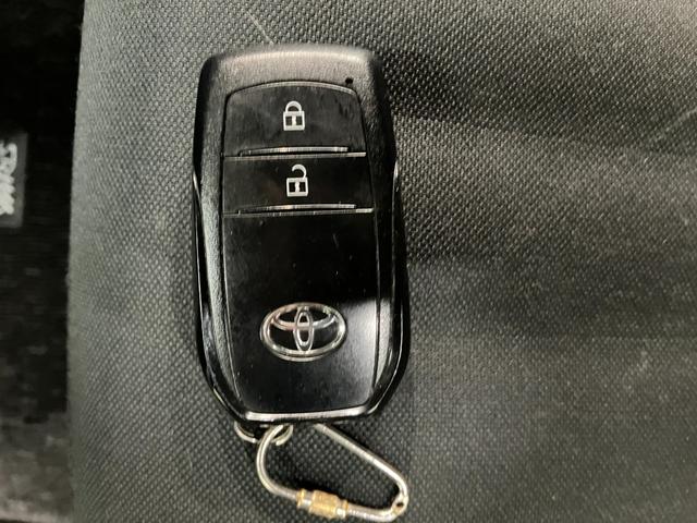 ヤリス ハイブリッドG 4WD LEDヘッドライト 純正ディスプレイオーディオ DVD再生 USB/Bluetooth接続 Miracast バックモニター ETC ドライブレコーダー(42枚目)