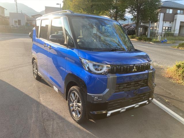 Ｇ　プレミアム　４ＷＤ　届出済未使用車　両側電動スライドドア　クルーズコントロール　レーンアシスト　衝突被害軽減システム　オートライト　ＬＥＤヘッドランプ　スマートキー　アイドリングストップ　電格ミラー　シートヒータ(2枚目)