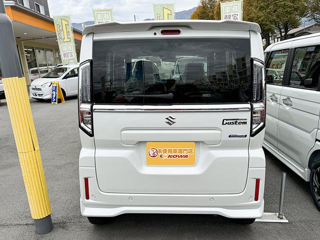 スペーシアカスタム ハイブリッドＸＳターボ　４ＷＤ　届出済未使用車　クリアランスソナー　クルーズコントロール　レーンアシスト　衝突被害軽減システム　ＬＥＤヘッドランプ　スマートキー　アイドリングストップ　電格ミラー　シートヒーター　ベンチシート（7枚目）