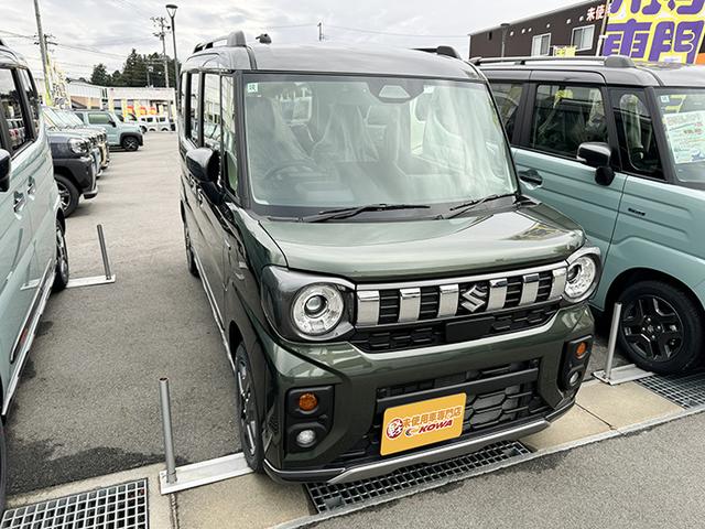 スペーシアギア ハイブリッドＸＺ　４ＷＤ　両側スライドドア　クリアランスソナー　オートクルーズコントロール　衝突被害軽減システム　オートライト　ＬＥＤヘッドランプ　スマートキー　アイドリングストップ（4枚目）