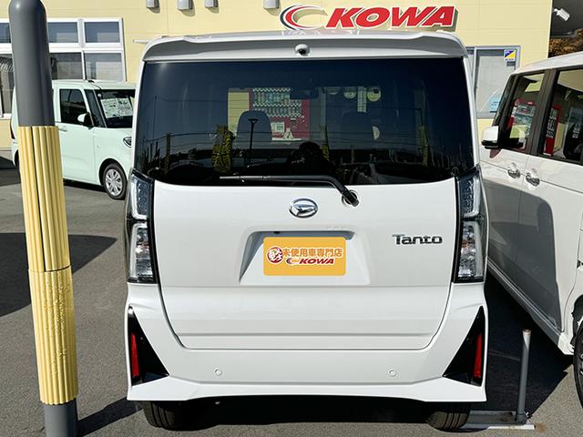 タント カスタムＲＳ　４ＷＤ　バックカメラ　両側スライドドア　ＴＶ　クリアランスソナー　オートクルーズコントロール　レーンアシスト　衝突被害軽減システム　オートライト　ＬＥＤヘッドランプ　スマートキー　アイドリングストップ（7枚目）