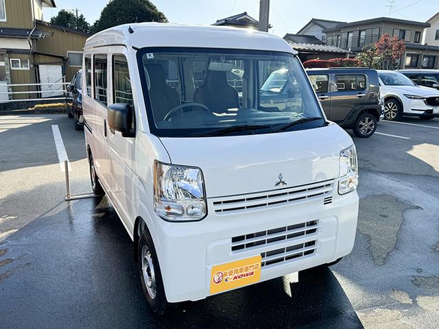 ミニキャブバン Ｅ　４ＷＤ　ＭＴ　クリアランスソナー　両側スライドドア　エアコン　パワーステアリング　運転席エアバッグ　助手席エアバッグ（6枚目）