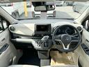 運転者にとっては日々使用することとなる運転席です。運転席が快適だと運転に集中することができますね。
