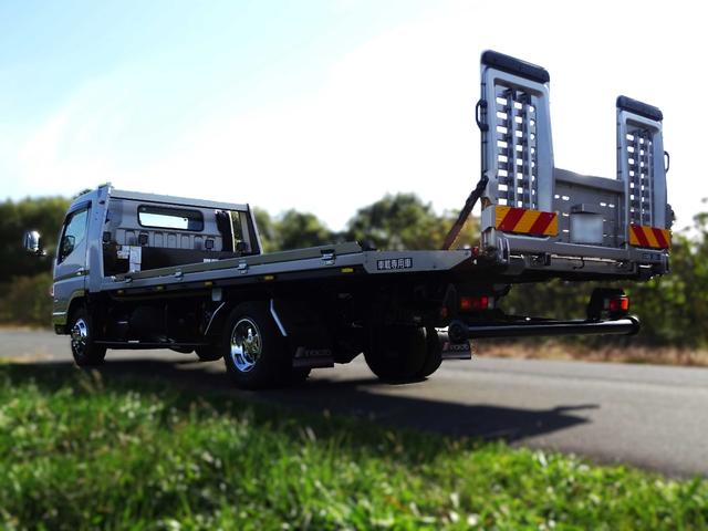 キャンター 積載車カスタム 最積3000kg 極東フラトップZERO 電動ミラー ウインチ ラジコン メッキパーツ(10枚目)