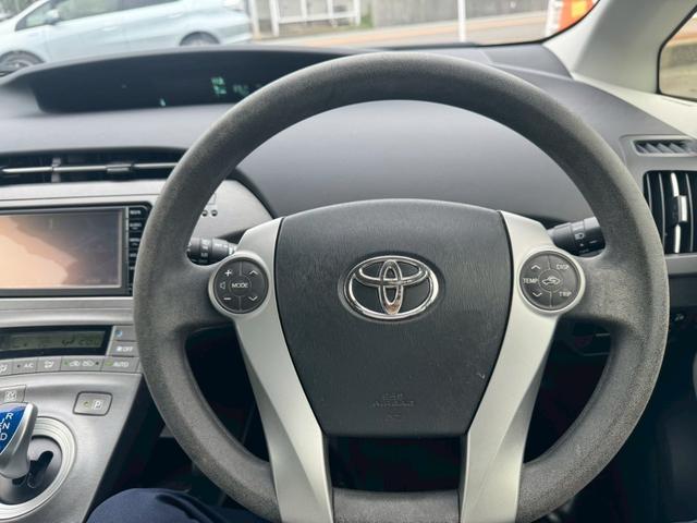 プリウス Ｓ　純正ナビ　バックカメラ　Ｂｌｕｅｔｏｏｔｈ接続　ＥＴＣ　ＨＩＤヘッドライト　フォグライト　スマートキー　禁煙車　オートライト　オートエアコン　ワンセグ（34枚目）