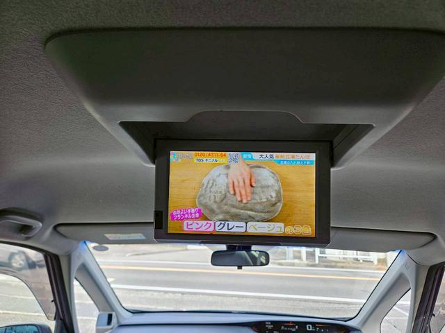 ステップワゴンスパーダ スパーダアドバンスパッケージα ホンダセンシング 両側電動スライドドア クルコン フリップダウンモニター 純正ナビ バックカメラ Bluetooth接続 フルセグTV ETC LEDヘッドライト 車線逸脱警報 禁煙車 フォグライト(4枚目)