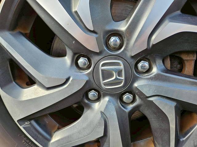 ステップワゴンスパーダ スパーダアドバンスパッケージα ホンダセンシング 両側電動スライドドア クルコン フリップダウンモニター 純正ナビ バックカメラ Bluetooth接続 フルセグTV ETC LEDヘッドライト 車線逸脱警報 禁煙車 フォグライト(18枚目)