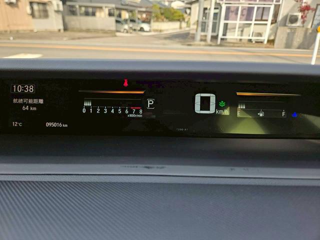 ステップワゴンスパーダ スパーダアドバンスパッケージα ホンダセンシング 両側電動スライドドア クルコン フリップダウンモニター 純正ナビ バックカメラ Bluetooth接続 フルセグTV ETC LEDヘッドライト 車線逸脱警報 禁煙車 フォグライト(40枚目)