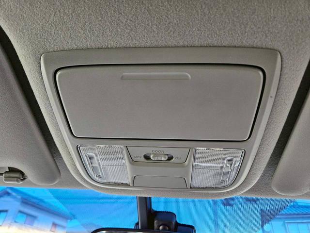 ステップワゴンスパーダ スパーダアドバンスパッケージα ホンダセンシング 両側電動スライドドア クルコン フリップダウンモニター 純正ナビ バックカメラ Bluetooth接続 フルセグTV ETC LEDヘッドライト 車線逸脱警報 禁煙車 フォグライト(50枚目)