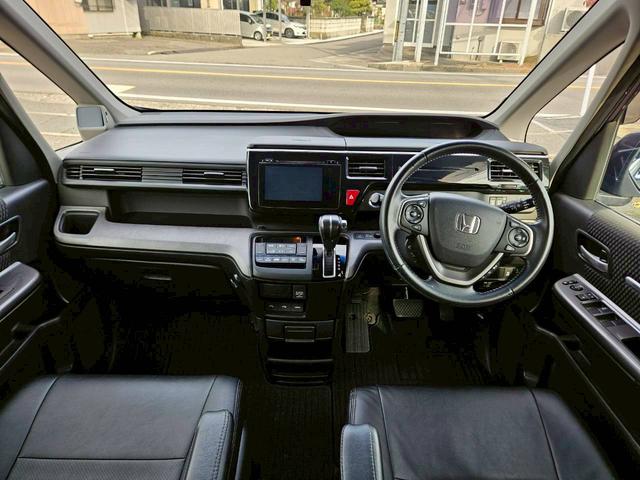 ステップワゴンスパーダ スパーダアドバンスパッケージα ホンダセンシング 両側電動スライドドア クルコン フリップダウンモニター 純正ナビ バックカメラ Bluetooth接続 フルセグTV ETC LEDヘッドライト 車線逸脱警報 禁煙車 フォグライト(53枚目)