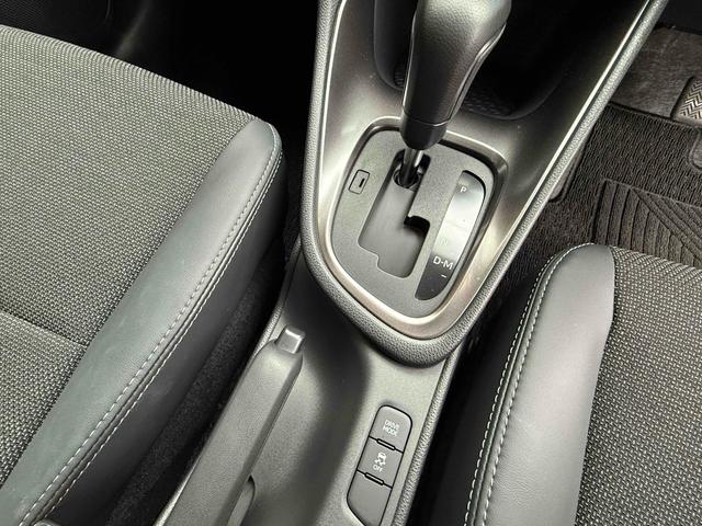 ヤリス Ｚ　ドライブレコーダー　ＥＴＣ　全周囲カメラ　ナビ　ＴＶ　クリアランスソナー　オートクルーズコントロール　レーンアシスト　衝突被害軽減システム　アルミホイール　オートマチックハイビーム　オートライト（7枚目）