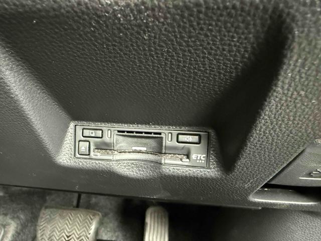 ヤリス Ｚ　ドライブレコーダー　ＥＴＣ　全周囲カメラ　ナビ　ＴＶ　クリアランスソナー　オートクルーズコントロール　レーンアシスト　衝突被害軽減システム　アルミホイール　オートマチックハイビーム　オートライト（8枚目）