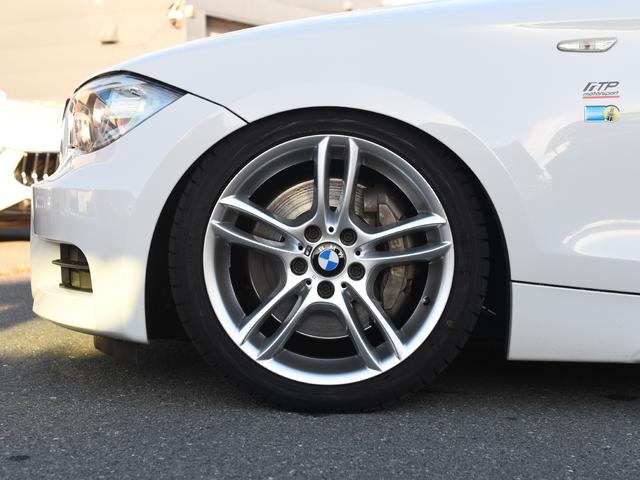 １シリーズ １３５ｉ　１３５ｉ（４名）　直６ツインパワーターボ　黒レザーシート　シートヒーター　禁煙車　パワーシート　障害物センサ　純ナビ　ＤＶＤ再生　ＵＳＢ　地デジ　ＦＴＰチャージパイプ　レースチップ（64枚目）