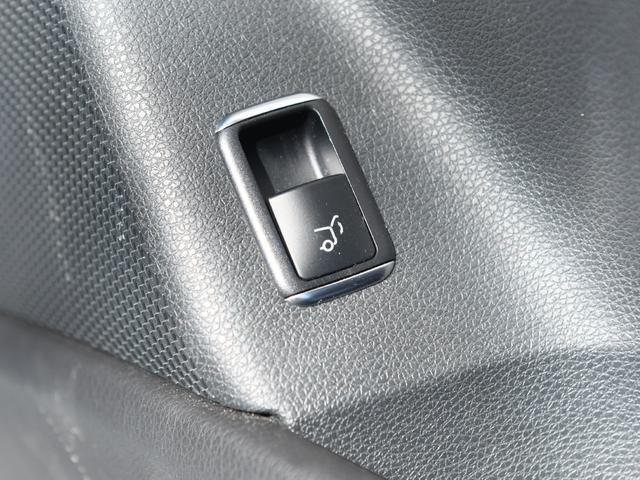 ＣＬＡクラス シューティングブレーク ＣＬＡ２２０　４マチック　シューティングブレーク　ＣＬＡ２２０　４マチック　シューティングブレーク　禁煙車　４ＷＤ　スマートキー　クルーズコントロール　シートＨ　パワートランク　リアビューカメラ　レーダーセーフ　ＬＥＤ　Ｂｌｕｅｔｏｏｔｈ　ＤＶＤ再生（29枚目）