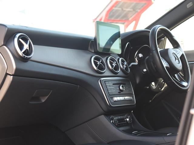 ＣＬＡクラス シューティングブレーク ＣＬＡ２２０　４マチック　シューティングブレーク　ＣＬＡ２２０　４マチック　シューティングブレーク　禁煙車　４ＷＤ　スマートキー　クルーズコントロール　シートＨ　パワートランク　リアビューカメラ　レーダーセーフ　ＬＥＤ　Ｂｌｕｅｔｏｏｔｈ　ＤＶＤ再生（56枚目）
