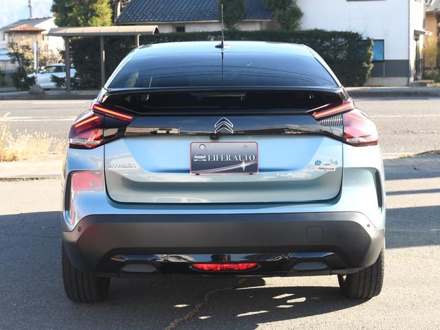 Ｅ－Ｃ４ シャイン　シャイン　ＡＣＣ　　ＨＵＤ　パワーシート　コーナーセンサー　シートヒーター　禁煙車　スマートキー　バックモニター　パノラマサンルーフ　ワンオーナ　ＬＥＤヘッドライト　ブルーアイスランド　冬タイヤ付（6枚目）