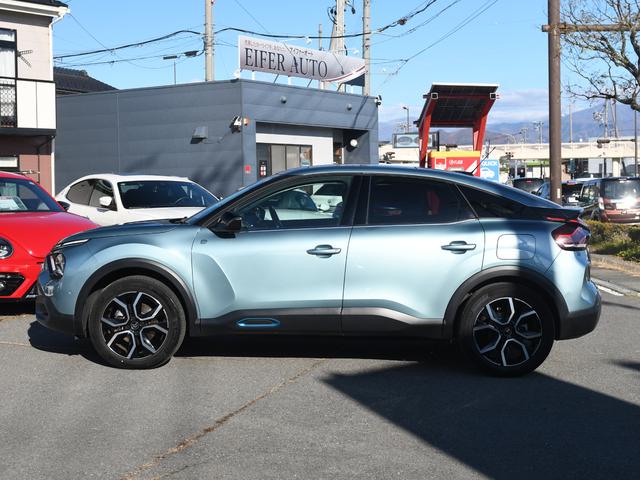 Ｅ－Ｃ４ シャイン　シャイン　ＡＣＣ　　ＨＵＤ　パワーシート　コーナーセンサー　シートヒーター　禁煙車　スマートキー　バックモニター　パノラマサンルーフ　ワンオーナ　ＬＥＤヘッドライト　ブルーアイスランド　冬タイヤ付（8枚目）