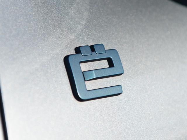 Ｅ－Ｃ４ シャイン　シャイン　ＡＣＣ　　ＨＵＤ　パワーシート　コーナーセンサー　シートヒーター　禁煙車　スマートキー　バックモニター　パノラマサンルーフ　ワンオーナ　ＬＥＤヘッドライト　ブルーアイスランド　冬タイヤ付（12枚目）