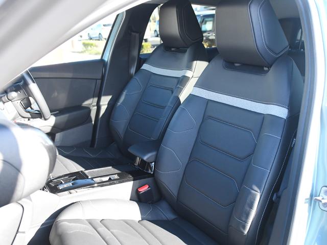 Ｅ－Ｃ４ シャイン　シャイン　ＡＣＣ　　ＨＵＤ　パワーシート　コーナーセンサー　シートヒーター　禁煙車　スマートキー　バックモニター　パノラマサンルーフ　ワンオーナ　ＬＥＤヘッドライト　ブルーアイスランド　冬タイヤ付（47枚目）