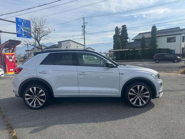 Ｔ－ロック ＴＤＩ　Ｒライン　１オーナー　禁煙車　ディーゼルターボ　純ナビ　デジタルコックピット　ＤｉｓｃｏｖｅｒＰｒｏ　Ｂカメラ　Ａｐｐｌｅ　Ｃａｒｐｌａｙ　パワーバックドア　　ＡＣＣ　ドラレコ　障害センサー　純正１９インチＡＷ（6枚目）