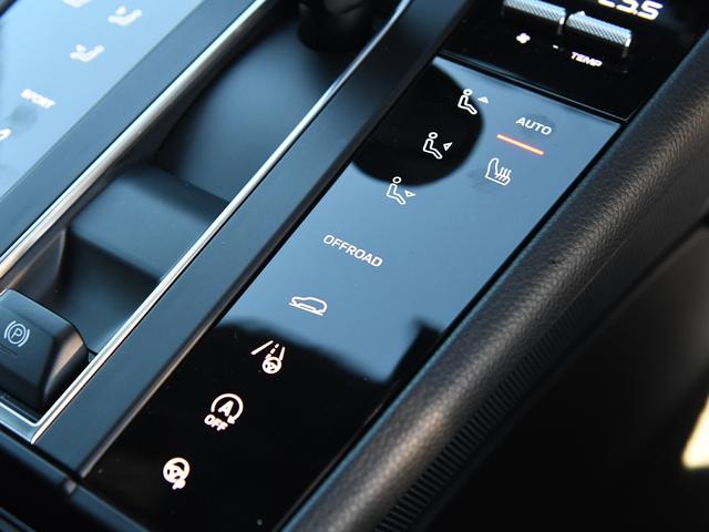 マカン マカン　４ＷＤ　サンルーフ　黒革シート　純正ナビ　全方位カメラ　シートヒーター　ＡＣＣ　ＬＫＡ（37枚目）