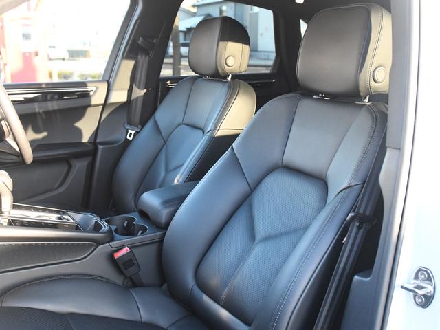 マカン マカン　４ＷＤ　サンルーフ　黒革シート　純正ナビ　全方位カメラ　シートヒーター　ＡＣＣ　ＬＫＡ（48枚目）