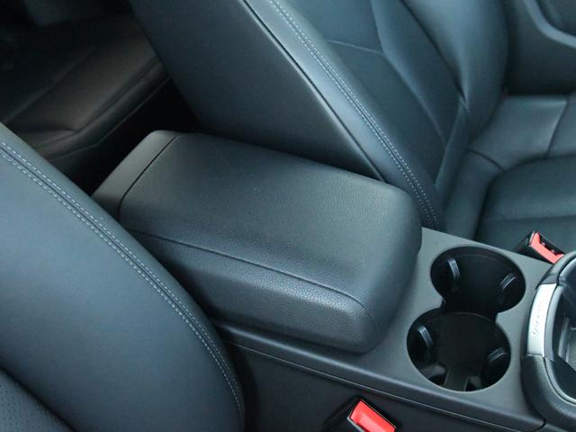 マカン マカン　４ＷＤ　サンルーフ　黒革シート　純正ナビ　全方位カメラ　シートヒーター　ＡＣＣ　ＬＫＡ（54枚目）