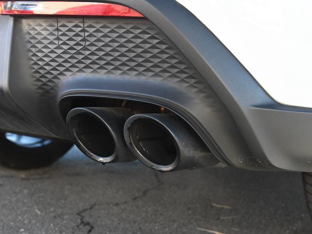 マカン マカン　４ＷＤ　サンルーフ　黒革シート　純正ナビ　全方位カメラ　シートヒーター　ＡＣＣ　ＬＫＡ（76枚目）