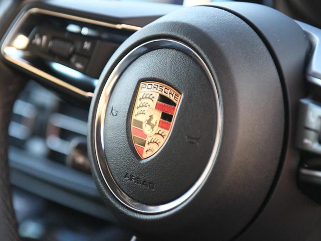 マカン マカン　４ＷＤ　サンルーフ　黒革シート　純正ナビ　全方位カメラ　シートヒーター　ＡＣＣ　ＬＫＡ（80枚目）