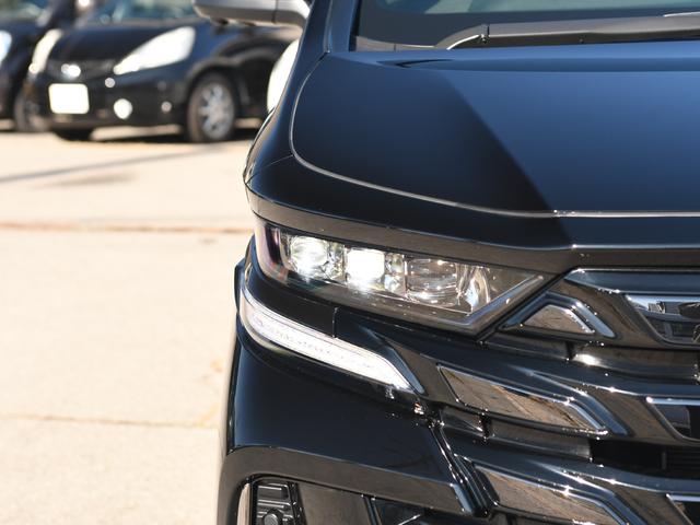 ヴェルファイアハイブリッド Z プレミア モデリスタフルエアロ 禁煙車 冬タイヤ・アルミ有 ユニバーサルステップ デジタルインナーミラー 革シート 全周囲カメラ ツインルーフ HUD 盗難防止装置 スマートキー ナビTV 両側電動スライドドア(11枚目)