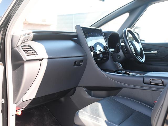 ヴェルファイアハイブリッド Z プレミア モデリスタフルエアロ 禁煙車 冬タイヤ・アルミ有 ユニバーサルステップ デジタルインナーミラー 革シート 全周囲カメラ ツインルーフ HUD 盗難防止装置 スマートキー ナビTV 両側電動スライドドア(51枚目)