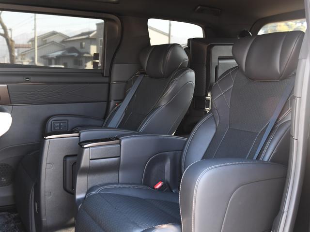 ヴェルファイアハイブリッド Z プレミア モデリスタフルエアロ 禁煙車 冬タイヤ・アルミ有 ユニバーサルステップ デジタルインナーミラー 革シート 全周囲カメラ ツインルーフ HUD 盗難防止装置 スマートキー ナビTV 両側電動スライドドア(54枚目)