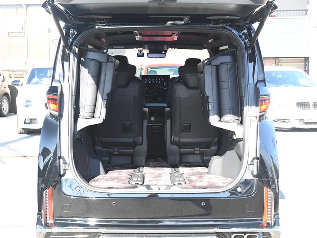 ヴェルファイアハイブリッド Z プレミア モデリスタフルエアロ 禁煙車 冬タイヤ・アルミ有 ユニバーサルステップ デジタルインナーミラー 革シート 全周囲カメラ ツインルーフ HUD 盗難防止装置 スマートキー ナビTV 両側電動スライドドア(68枚目)