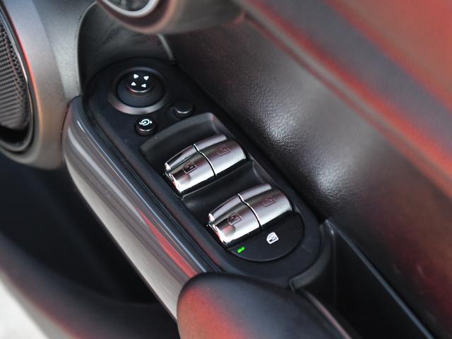 ＭＩＮＩ ワン　ソラリスオレンジ　　禁煙車　純正ナビ　バックモニター　クリアランスソナー　スマートキー　スペアキーアリ（15枚目）