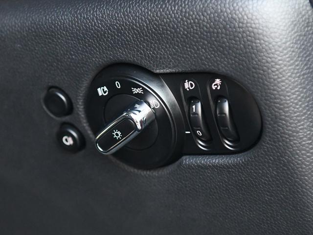 ＭＩＮＩ ワン　ソラリスオレンジ　　禁煙車　純正ナビ　バックモニター　クリアランスソナー　スマートキー　スペアキーアリ（22枚目）