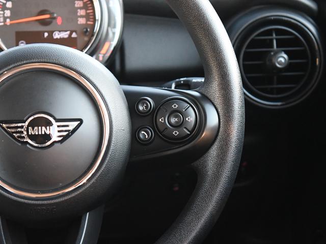 ＭＩＮＩ ワン　ソラリスオレンジ　　禁煙車　純正ナビ　バックモニター　クリアランスソナー　スマートキー　スペアキーアリ（25枚目）