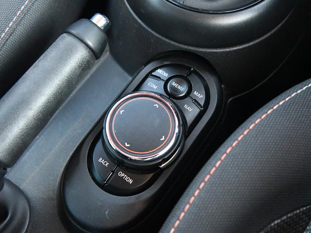 ＭＩＮＩ ワン　ソラリスオレンジ　　禁煙車　純正ナビ　バックモニター　クリアランスソナー　スマートキー　スペアキーアリ（36枚目）