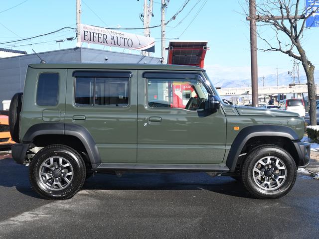 ジムニーノマド ＦＣ　登録済未使用車　パートタイム４ＷＤ　ワンオーナー　前席シートヒーター　禁煙　ＡＣＣ　盗難防止システム　ＬＥＤ　クリアランスソナー　スマートキープッシュスタート　ＥＴＣ　横滑り防止（4枚目）