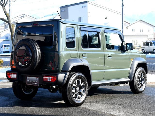 ジムニーノマド ＦＣ　登録済未使用車　パートタイム４ＷＤ　ワンオーナー　前席シートヒーター　禁煙　ＡＣＣ　盗難防止システム　ＬＥＤ　クリアランスソナー　スマートキープッシュスタート　ＥＴＣ　横滑り防止（5枚目）