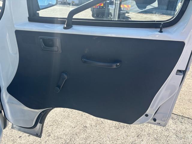 キャリイトラック FC ●パワステ●エアコン●パートタイム4WD高低二段切替式(後輪駆動ベース)●K6ADOHC(18枚目)