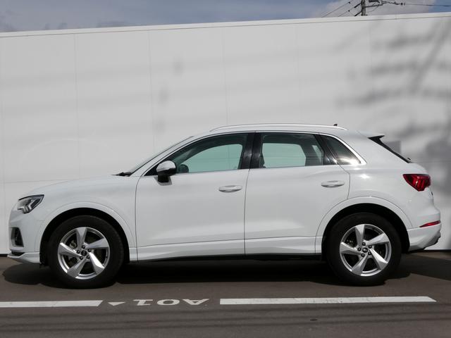 Q3 35TDIクワトロアドバンスド MMIナビゲーション LEDヘッドライト オートマチックテールゲート Wオートエアコン バーチャルコックピット アルミホイール アダプティブクルーズコントロール サラウンドビューモニター ETC(3枚目)