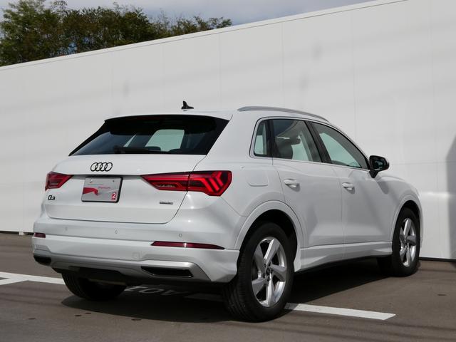 Q3 35TDIクワトロアドバンスド MMIナビゲーション LEDヘッドライト オートマチックテールゲート Wオートエアコン バーチャルコックピット アルミホイール アダプティブクルーズコントロール サラウンドビューモニター ETC(4枚目)