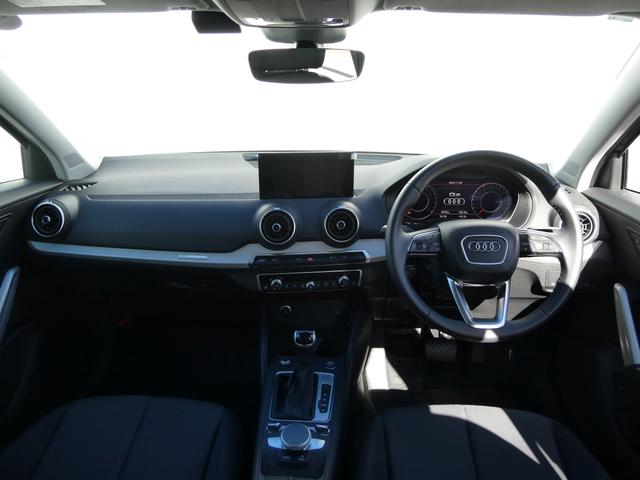 Ｑ２ ３５ＴＦＳＩアドバンスド　ＭＭＩナビゲーション　ＬＥＤヘッドライト　バーチャルコックピット　前席シートヒーター　ワイヤレスチャージング　スマートフォンインターフェース　プライバシーガラス　オートマチックテールゲート　ＡＣＣ（6枚目）