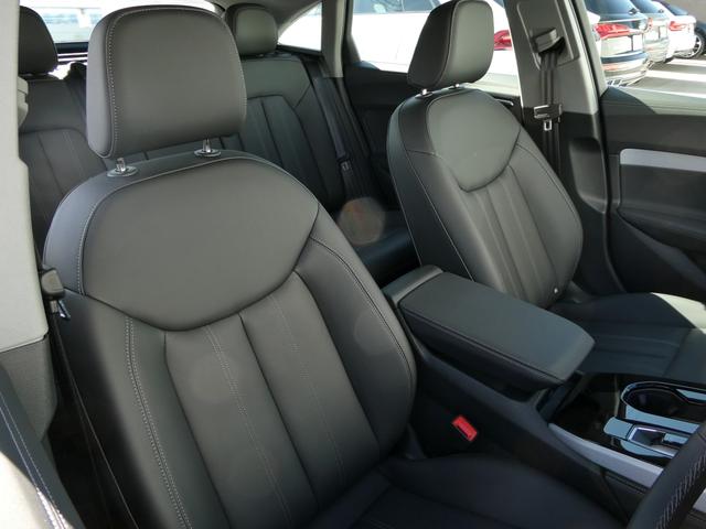 A5 TFSI 110kW 弊社試乗車 メーター一体式ナビゲーション マトリクスLEDヘッドライト ワイヤレスチャージング フルレザーシート 3ゾーンオートエアコン オートマチックテールゲート アコースティックガラス ACC(9枚目)